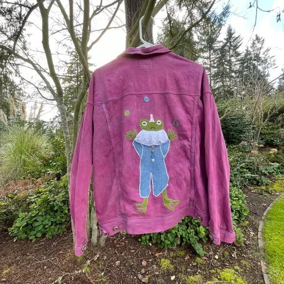 Large Upcycled Juggling Frog Purple Denim Jacket - Picture 3 of 6